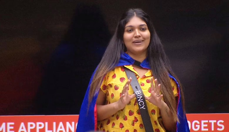 #BiggBossMalayalam #BiggBossMalayalamSeason7 #BBMS7 #BiggBossS7E4 #BiggBossDay13 #Mohanlal #RJBincy #BiggBossElimination #BiggBossWeekend #MalayalamRealityTV